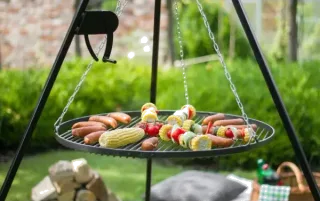 Tripod barbecue with hanging grill 180 cm – steel 50 cm with winch